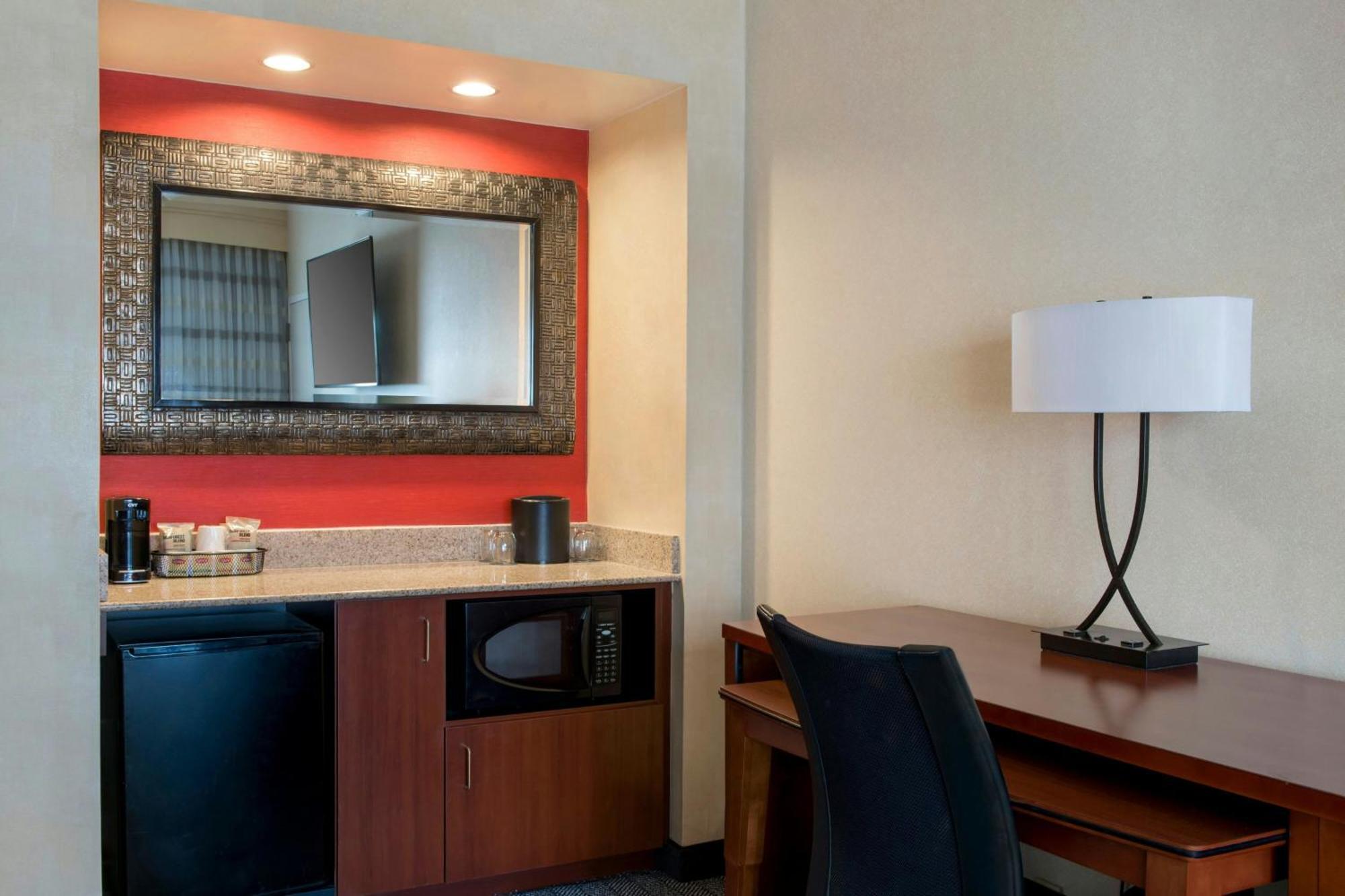 Hotel Courtyard By Marriott Mt. Laurel Mount Laurel Esterno foto