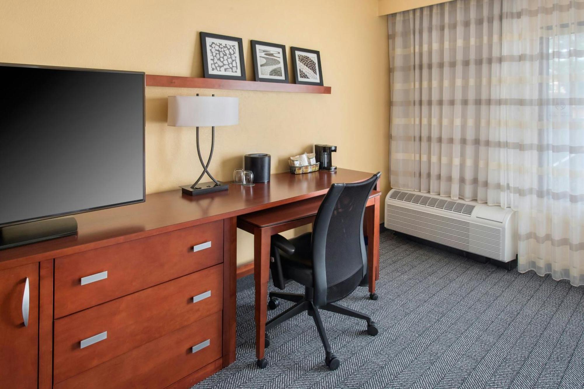 Hotel Courtyard By Marriott Mt. Laurel Mount Laurel Esterno foto